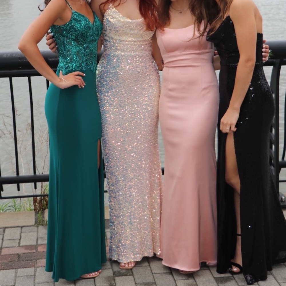 Camille La Vie Emerald green prom dress - Picture 11 of 11